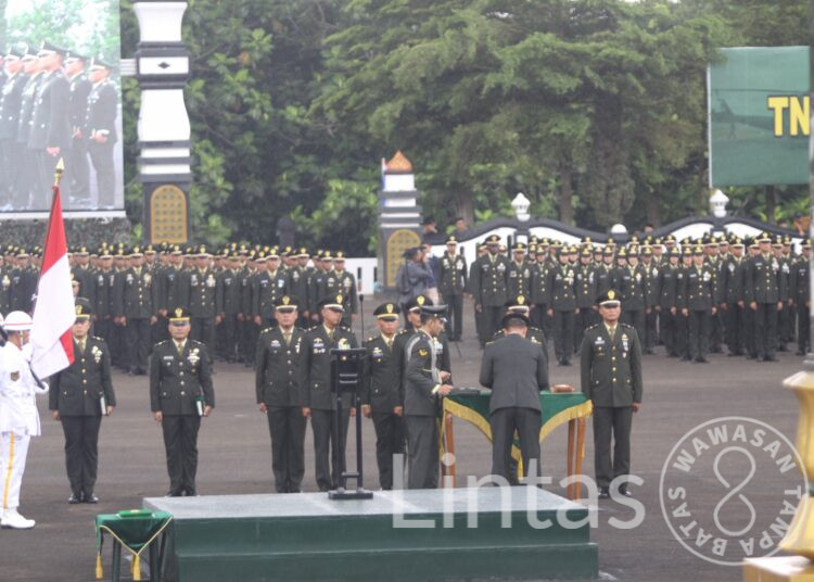 Pangdam III/Slw Hadiri Praspa Diktukpa TNI AD Gelombang I TA 2025 di Secapa AD