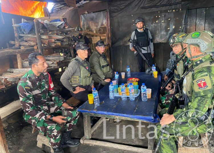 Letjen TNI Bambang Trisnohadi Tinjau Satgas Habema di Sinak: “Kami Pastikan Keamanan dan Kesejahteraan Papua Terjaga!”