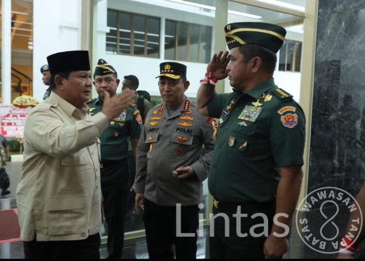 Kasad Hadiri Halal Bihalal Presiden dengan PPAD dan Keluarga Besar TNI-Polri