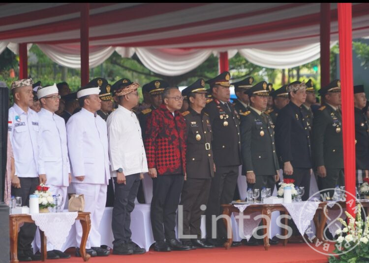 Kasdam III/Slw Hadiri Upacara Peringatan Hari Kebangkitan Nasional Ke-117 di Gedung Sate