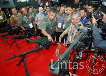 Hari Kedua Pameran Indo Defence 2025, Teknologi dan Kolaborasi Jadi Sorotan TNI AD