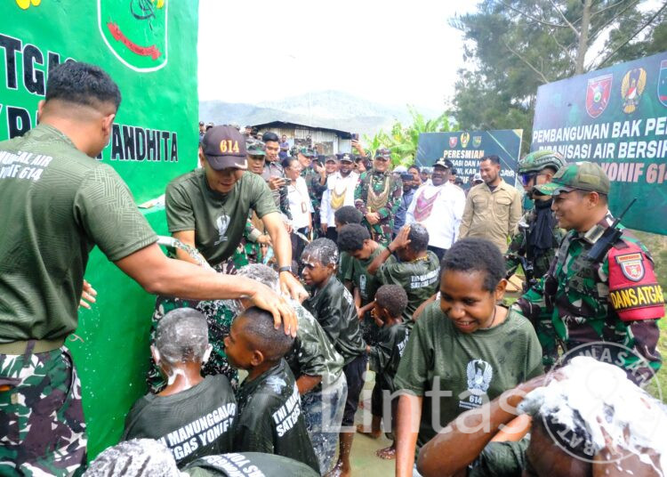 Cahaya Harapan dari Pegunungan Papua: TNI AD Hadirkan Terang di Malagai