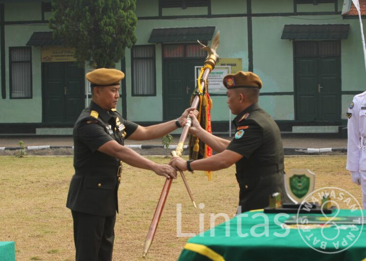 Kasdam III/Slw Pimpin Sertijab Danyonarhanud 3/YBY di Bandung