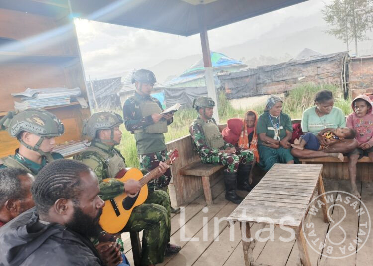 Prajurit TNI Menabur Kasih di Tanah Papua: “Ibadah dan Pelayanan Kemanusiaan dari Pos Eromaga”