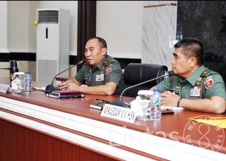 Pangdam XIV/Hsn Terima Paparan Progres Optimalisasi Lahan Pertanian di Wilayah Kodam XIV/Hsn