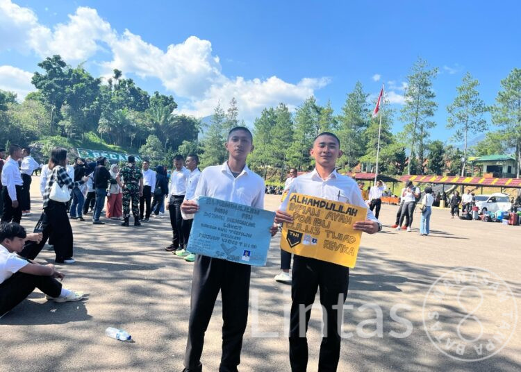 Dari Luka Menjadi Lencana: Dua Anak Korban Ledakan Munisi di Garut Kini Resmi Jadi Prajurit TNI AD