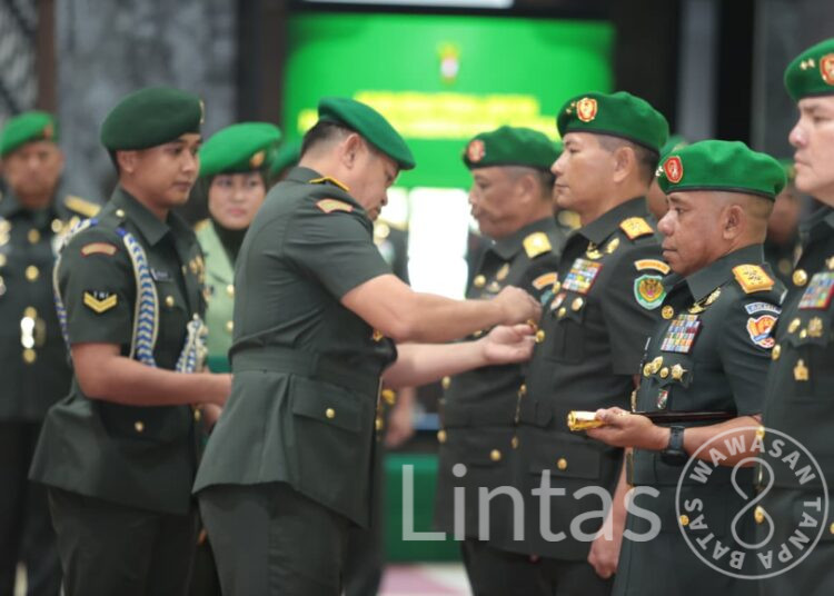 Mayjen TNI Kosasih Resmi Jabat Pangdam III/Slw
