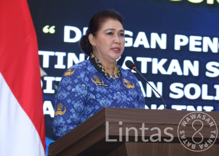 Ketua DPK Unit TNI AD: Jadilah Motor Penggerak Profesionalisme PNS