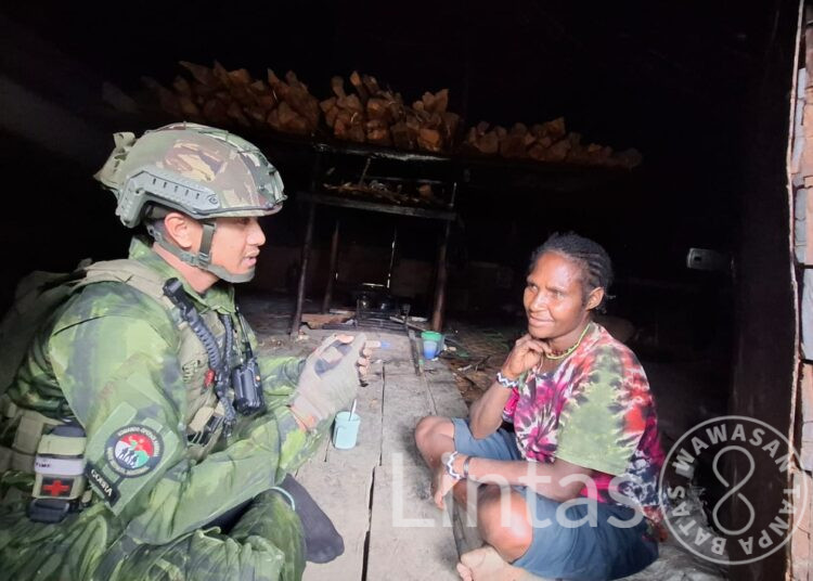 Safari Honai Satgas Yonif 700: Dari Sentuhan Kesehatan hingga Senyum Anak Papua