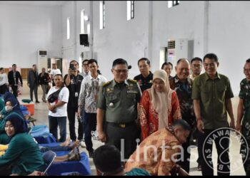 Kodim 1408/Makassar Gelar Donor Darah Bertema “Seribu Tayang Kemanusiaan” Sambut HUT ke-80 RI