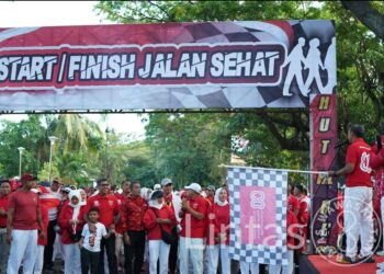 Semarak HUT Ke-80 RI, Kodam XIV/Hasanuddin Gelar Jalan Sehat