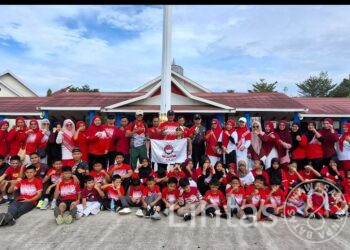 Ketua Umum Pengcab KKI Maros Ikut Jalan Santai dan Beri Penghargaan Atlit Berprestasi