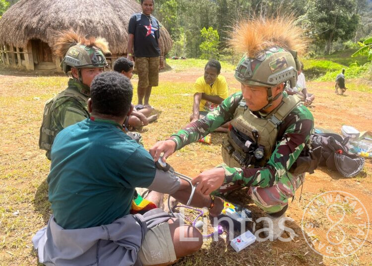 Menyapa Tuanggi, Merawat Papua: Prajurit Satgas 700/WYC dalam Safari Honai