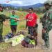 Satgas Yonif 700/WYC Borong Hasil Tani Warga Gome, Bukti Nyata Kepedulian Prajurit di Tanah Papua