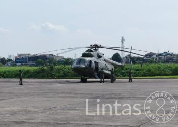 TNI AD Kerahkan Dua Helikopter Dukung Penanggulangan Bencana di Pulau Sumatera