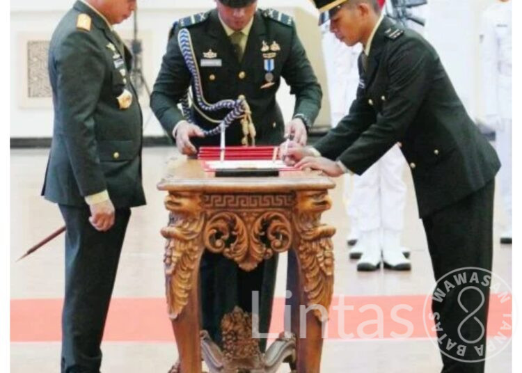Panglima TNI Lantik 51 Perwira Muda Keahlian Khusus Siber TA 2025