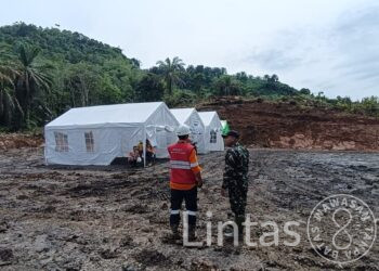 Satgas Kodim 0212/TS Tinjau Lahan Huntara Untuk Korban Banjir dan Longsor di Batang Toru