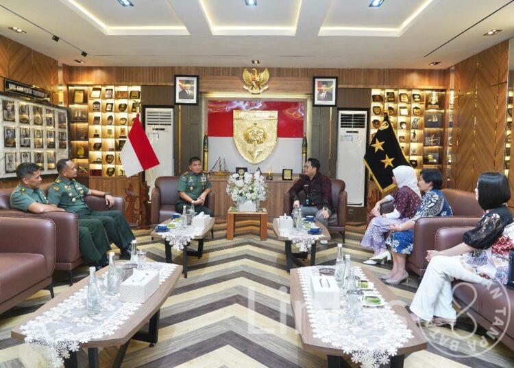 Pangdam XIV/Hasanuddin Terima Kunjungan Silaturahmi Rombongan PT Garuda Indonesia, Perkuat Sinergi Strategis Nasional