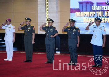 Wapang TNI Pimpin Sertijab Kapuspen TNI, Dan PMPP, dan Kapusjaspermildas