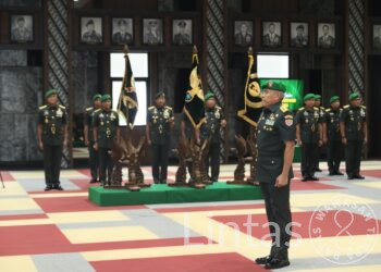 Wadan Kodiklatad Hadiri Sertijab Pejabat Strategis TNI AD, Kasad : Kepemimpinan Bukan Sekadar Jabatan, Melainkan Memberi Arah dan Solusi terhadap Tantangan