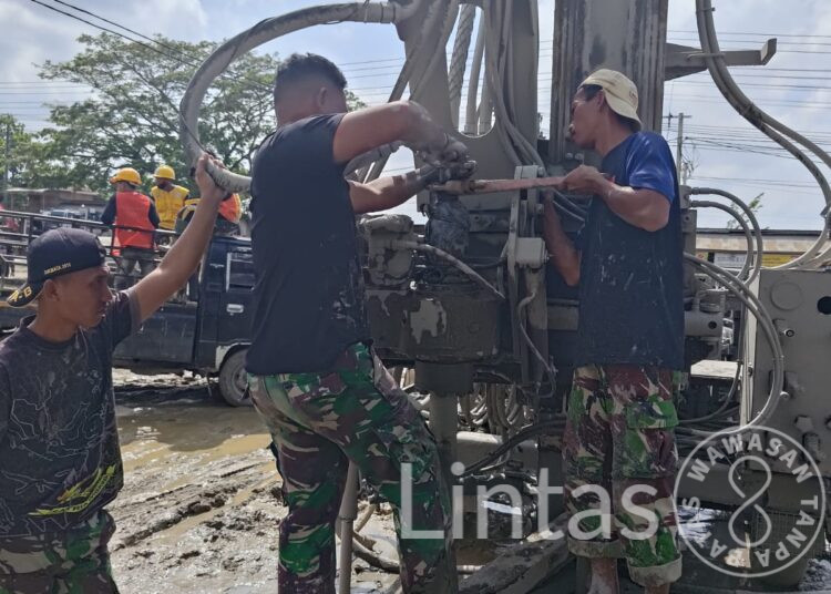 Krisis Air Bersih Pasca Banjir Bandang, TNI AD Bangun Sumur Bor di Aceh