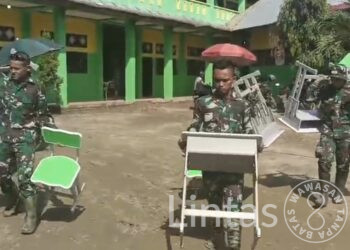 TNI Pulihkan MIN 2 Pidie Jaya Pasca Tertimbun Lumpur Banjir Bandang