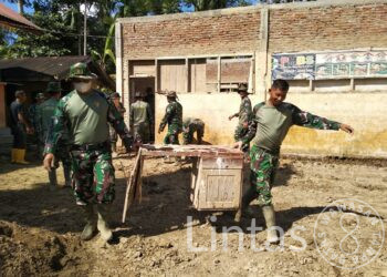 Pascabanjir Aceh Utara, TNI AD Renovasi dan Bersihkan SDN 19 Tanah Jambo Aye