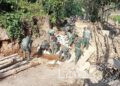 Gotong Royong TNI dan Warga Hadirkan Jembatan Darurat di Bener Meriah