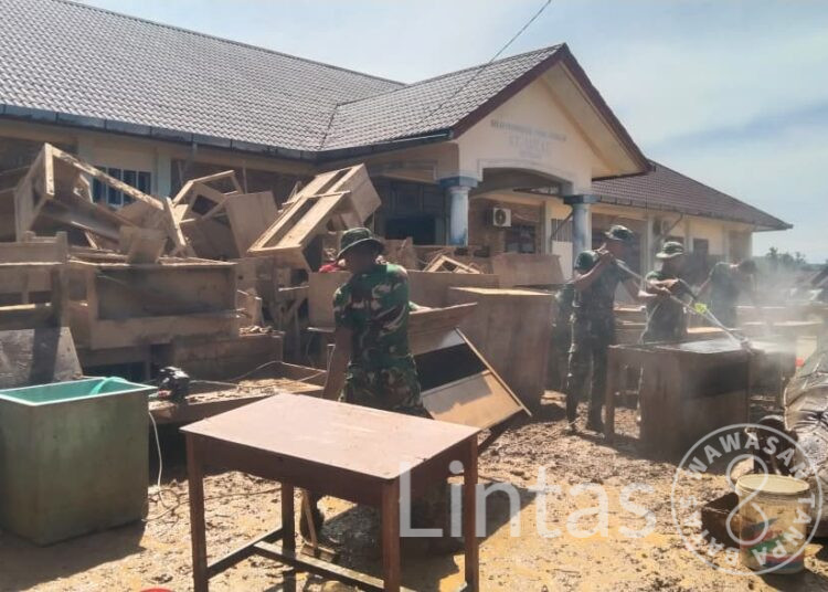 Sekolah Terdampak Banjir Pulih, Satgas Gulbencal Kodam I/BB Lancarkan KBM di Tapteng
