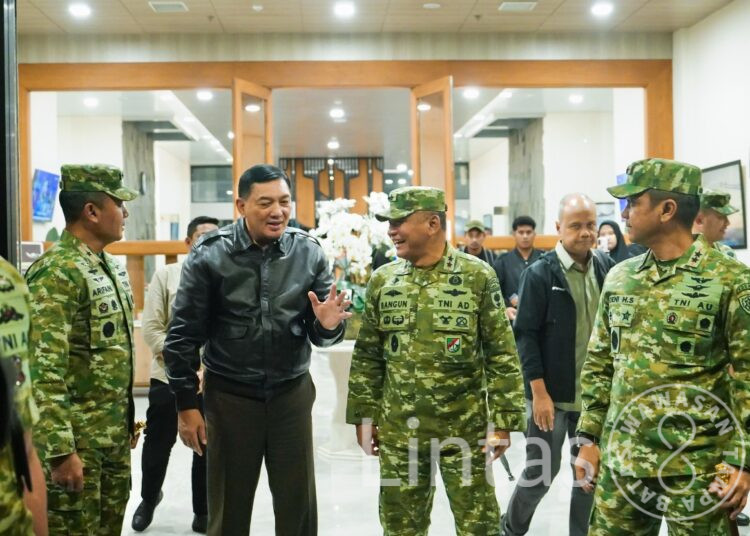 Pangdam XIV/Hasanuddin Sambut Menhan RI di Maros