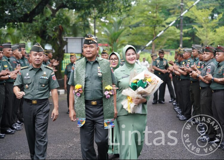 Kunjungi Paldam, Pangdam XIV/Hsn Dorong Inovasi dan Tekankan Keharmonisan Keluarga