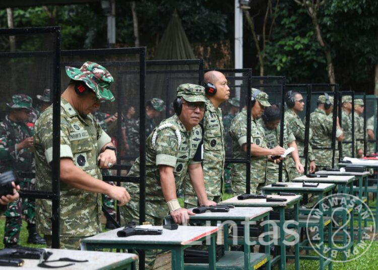 Pemimpin Harus Jadi Teladan: TNI AD Uji Kemampuan Jasmani dan Militer Pati hingga Danyon