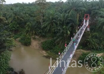 Satgas Gulbencal Kodam I/BB Rampungkan Rehabilitasi Jembatan Gantung di Halongonan Paluta