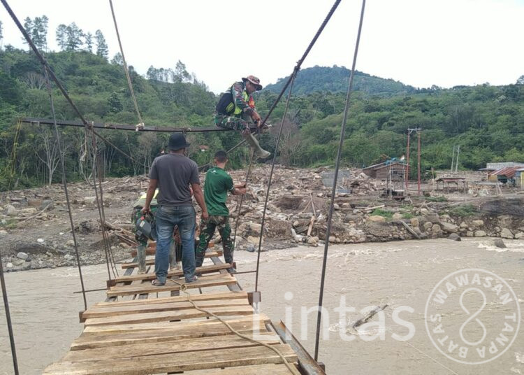 Pembangunan Jembatan Gantung Desa Burlah Tembus 57 Persen, Akses Antar Desa Kian Terbuka