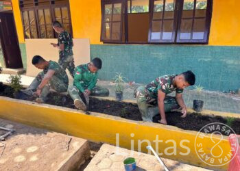 “Rusak akibat Banjir Bandang, Yonkav 11/Macan Setia Cakti Renovasi SDN 1 Lhok Medang Ara, Aceh Tamiang”
