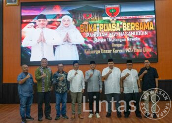 Pererat Kebersamaan Prajurit, Pangdam XIV /Hsn Buka Puasa Bersama di Makorem 143/HO