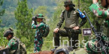 Pastikan Kesiapan Prajurit Penjaga Perbatasan RI–PNG, Pangdam XIV/Hasanuddin Tinjau Latihan Yonif 721/Makassau di Malino