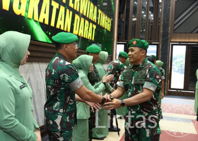 Dankodiklatad Hadiri Kenaikan Pangkat Pati, Wujud Dukungan Pembinaan Karier Perwira Tinggi TNI AD