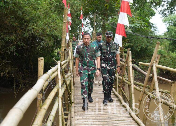 Dukung Akses dan Kesejahteraan Rakyat, TNI AD Luncurkan Program Jembatan dan Gentengisasi