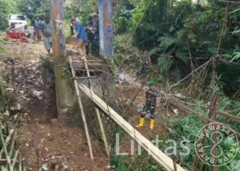 Pembangunan Jembatan Garuda Kodim 1428/Mamasa Wujud Hadirnya Negara di Tengah Rakyat