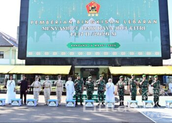 Dankodiklatad Serahkan Bingkisan Idul Fitri, Wujud Perhatian kepada Prajurit, PNS dan Keluarga Besar Kodiklatad