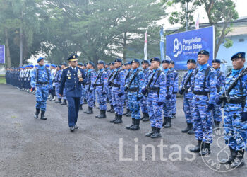 Personel Lanud Husein Sastranegara Mengikuti Upacara HUT ke-80 TNI AU, Kasau Tekankan Akselerasi Kekuatan Udara dan Profesionalisme Prajurit