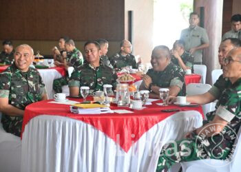 Wadan Kodiklatad Hadiri Pengarahan Wakasad, Tekankan Kepemimpinan dan Profesionalisme Prajurit
