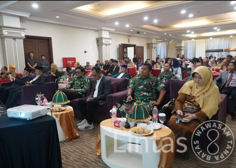 Sinergi TNI dan Lembaga Pendidikan, Kapoksahli Pangdam Hadiri Pengukuhan Rektor PEPABRI