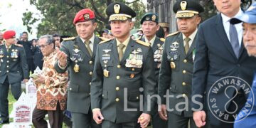 Penghormatan Tertinggi untuk Kusuma Bangsa, Dankodiklatad Hadiri Pemakaman Prajurit Gugur di Lebanon