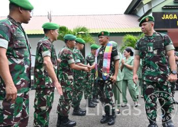 Kunjungi Korem 141/Toddopuli, Pangdam XIV/Hasanuddin Tekankan Prajurit Harus Dekat dan Menyatu dengan Masyarakat
