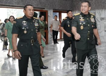Dankodiklatad Hadiri Penutupan Dikreg LXVII Seskoad, Kasad Tekankan Kepemimpinan Visioner Dan Berkarakter