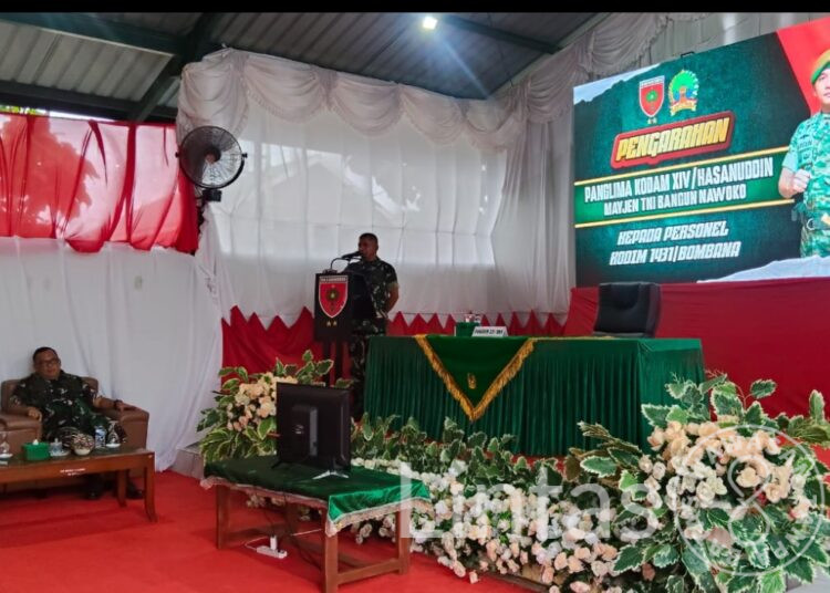 Pangdam XIV/Hasanuddin Tekankan Prajurit Yonif TP 919/SD Harus Memberikan Manfaat bagi Masyarakat
