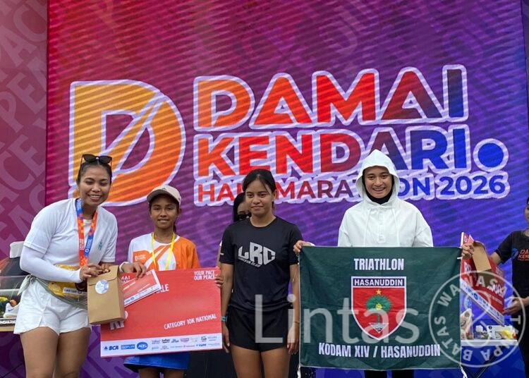Kompak di Kehidupan, Juara di Lintasan! Pasangan Atlet Kodam XIV/Hsn Raih Emas Pada Ajang Damai Half Marathon 2026 di Kendari