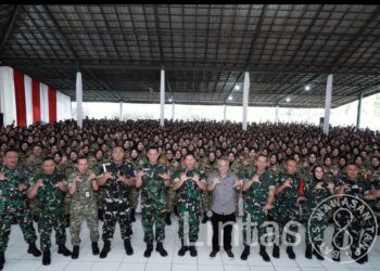 Pangdam III/Siliwangi Bekali Wawasan Kebangsaan kepada Siswa SPPI KDKMP dan KNMP di Dodik Belanegara Rindam III/Slw